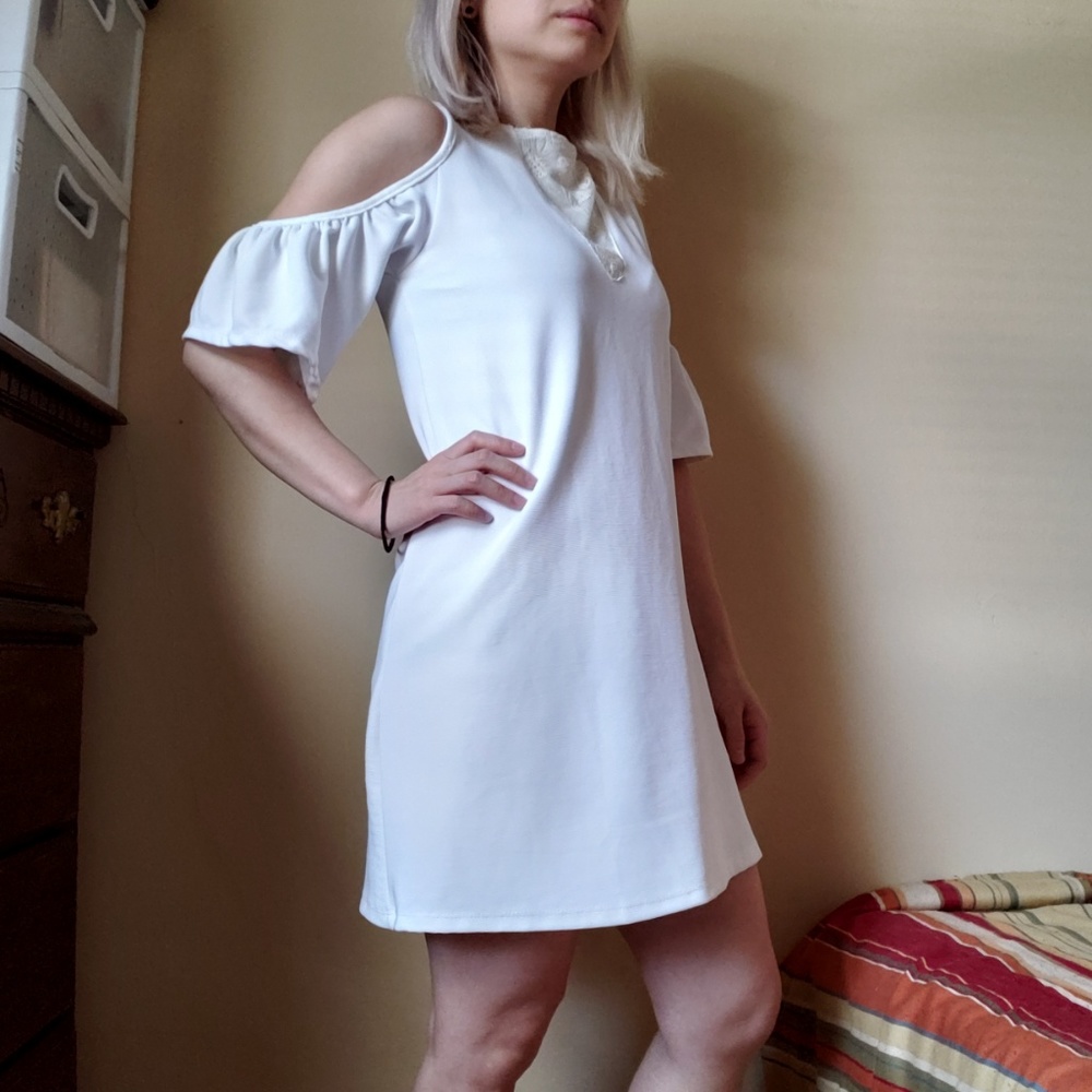 Zara White Ivory Cold Shoulder Shift Dress Small - Picture 6 of 8